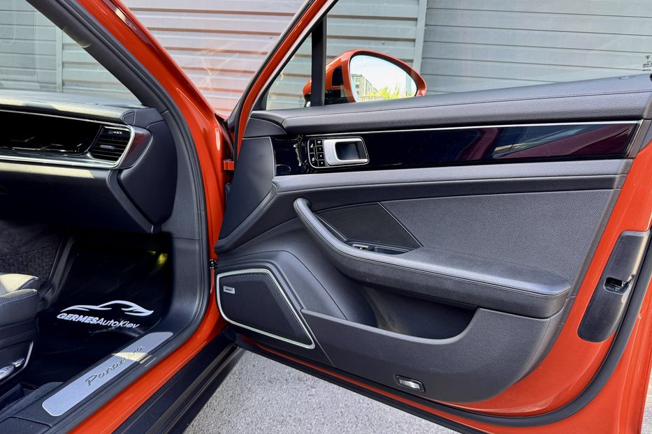 Продам Porsche Panamera 2020 года в Киеве