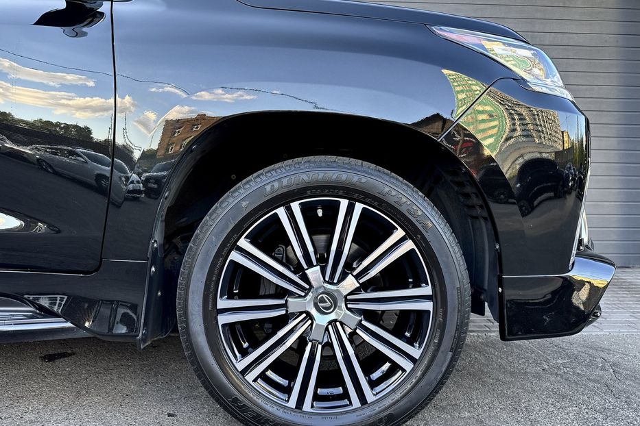 Продам Lexus LX 570 Luxury+  2019 года в Киеве