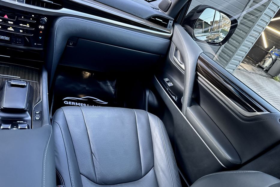 Продам Lexus LX 570 Luxury+  2019 года в Киеве