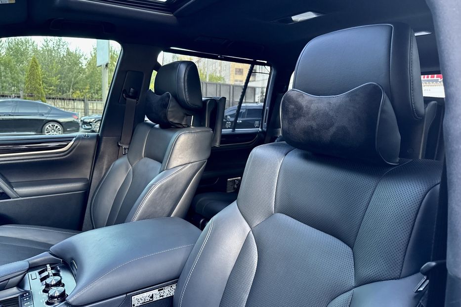 Продам Lexus LX 570 Luxury+  2019 года в Киеве