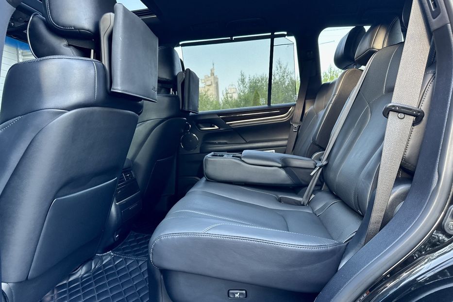 Продам Lexus LX 570 Luxury+  2019 года в Киеве