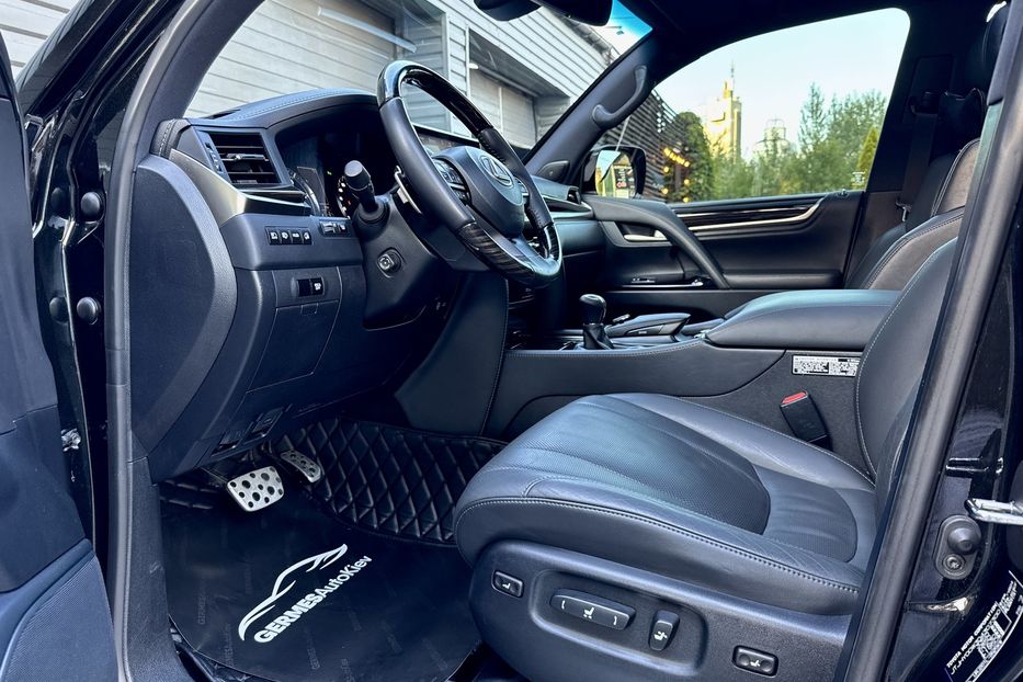 Продам Lexus LX 570 Luxury+  2019 года в Киеве