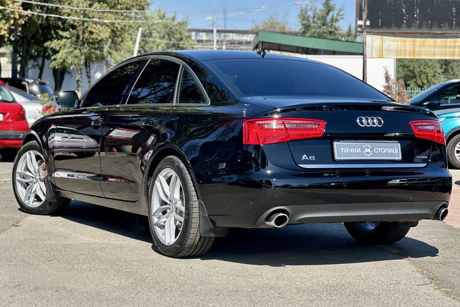 Продам Audi A6 2013 года в Киеве