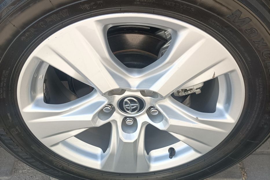 Продам Toyota Rav 4 xle 2020 года в Одессе