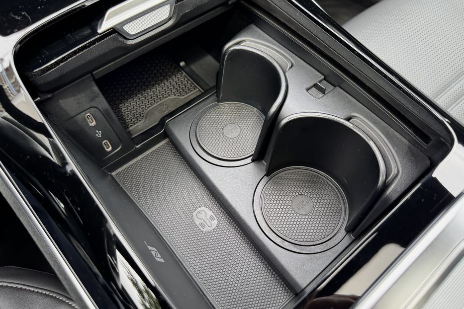 Продам Mercedes-Benz AMG EQE 53 4Matic+ 2023 года в Киеве