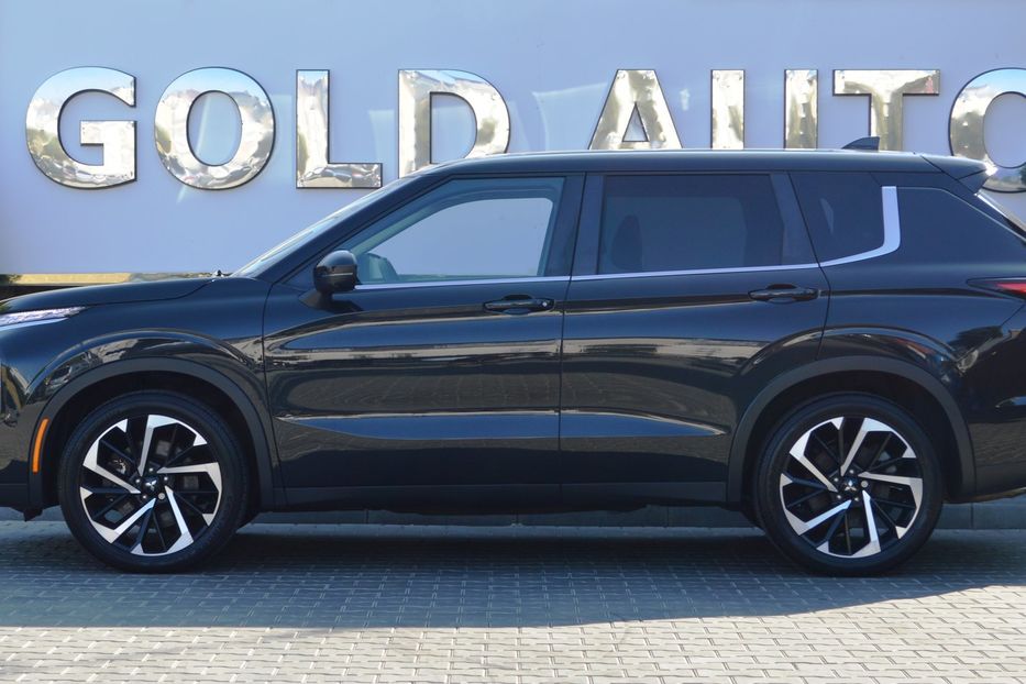 Продам Mitsubishi Outlander 2021 года в Одессе