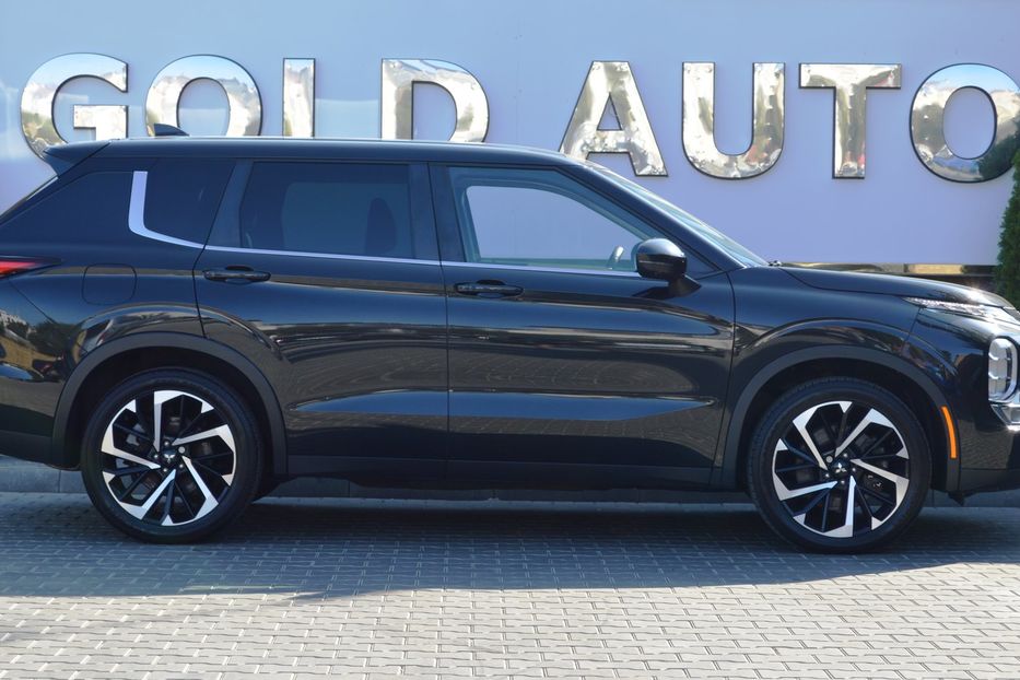 Продам Mitsubishi Outlander 2021 года в Одессе