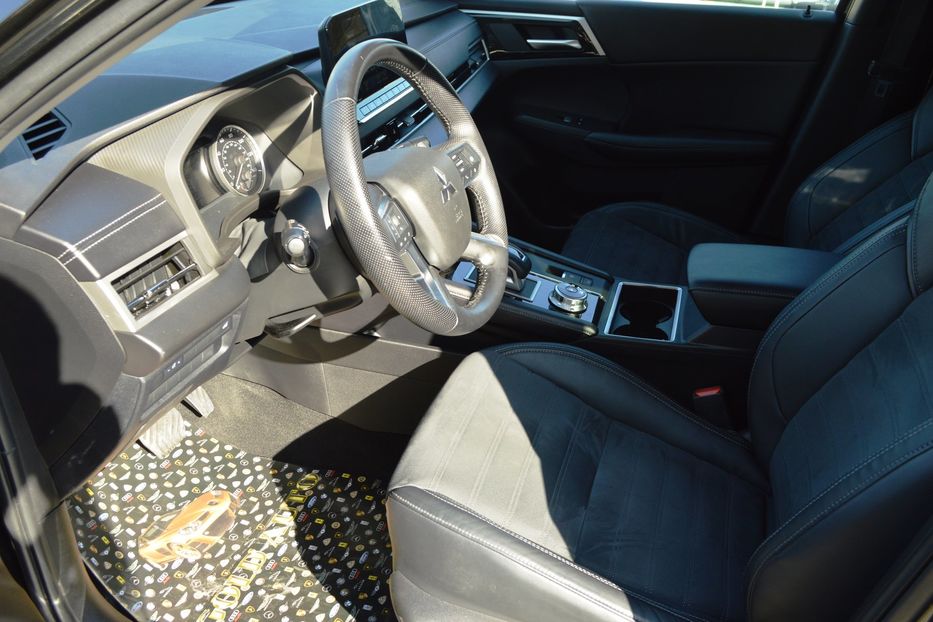 Продам Mitsubishi Outlander 2021 года в Одессе