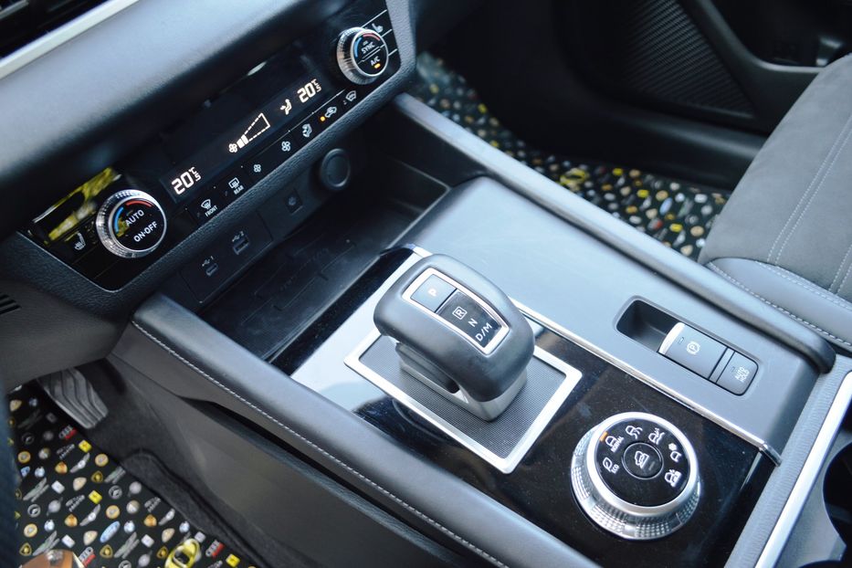 Продам Mitsubishi Outlander 2021 года в Одессе
