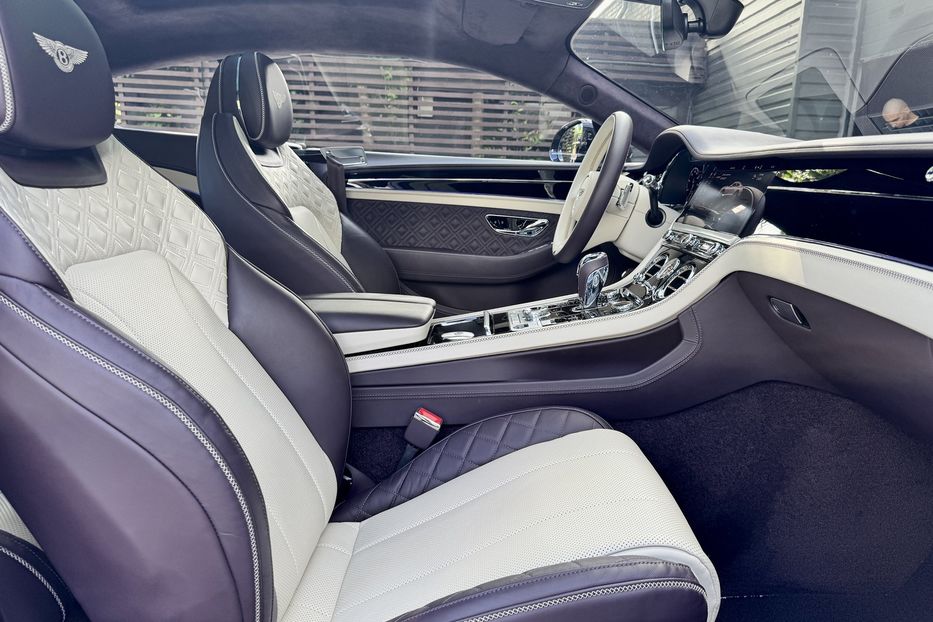 Продам Bentley Continental GT Mulliner  2022 года в Киеве