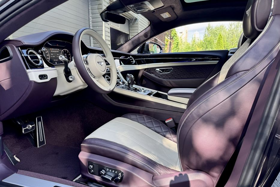 Продам Bentley Continental GT Mulliner  2022 года в Киеве