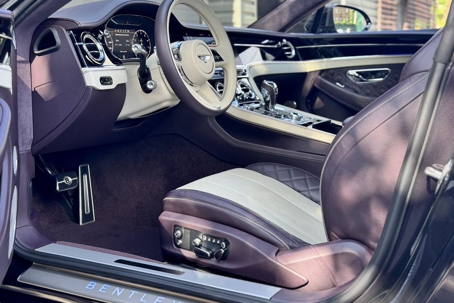 Продам Bentley Continental GT Mulliner  2022 года в Киеве