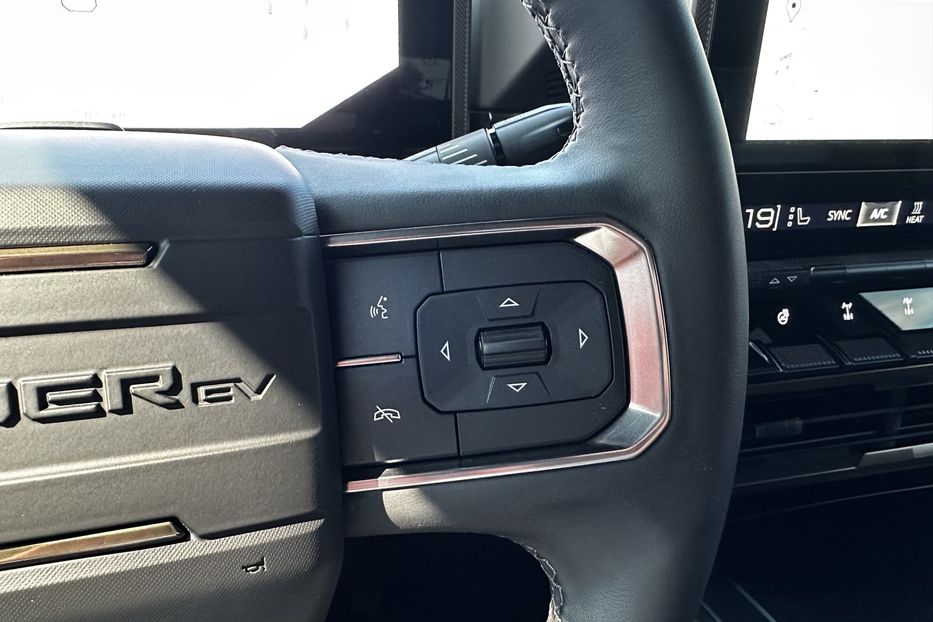 Продам Hummer Hummer EV 4x4 SUV 2024 года в Киеве