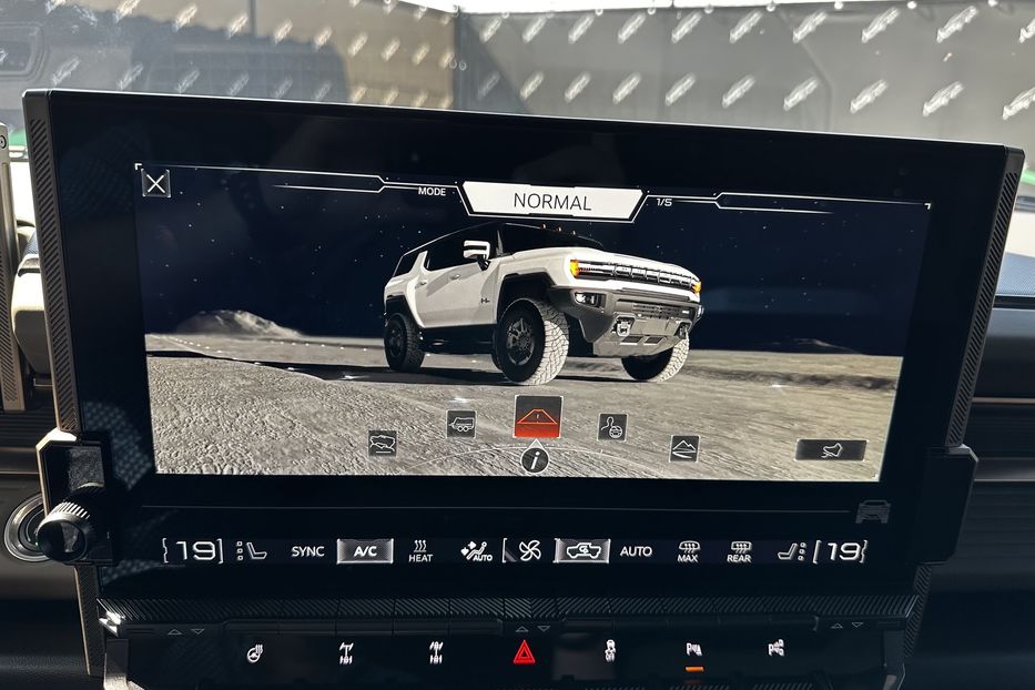 Продам Hummer Hummer EV 4x4 SUV 2024 года в Киеве