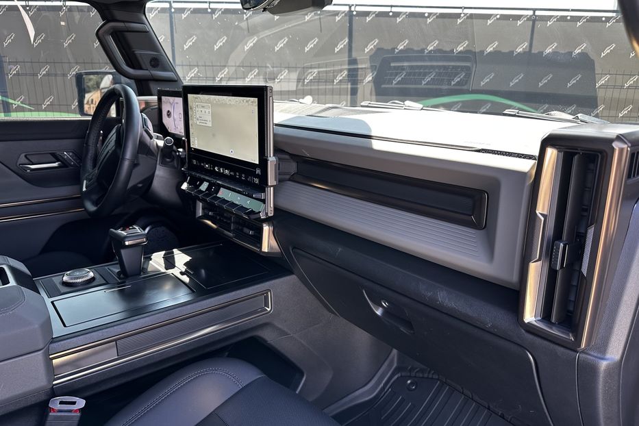 Продам Hummer Hummer EV 4x4 SUV 2024 года в Киеве