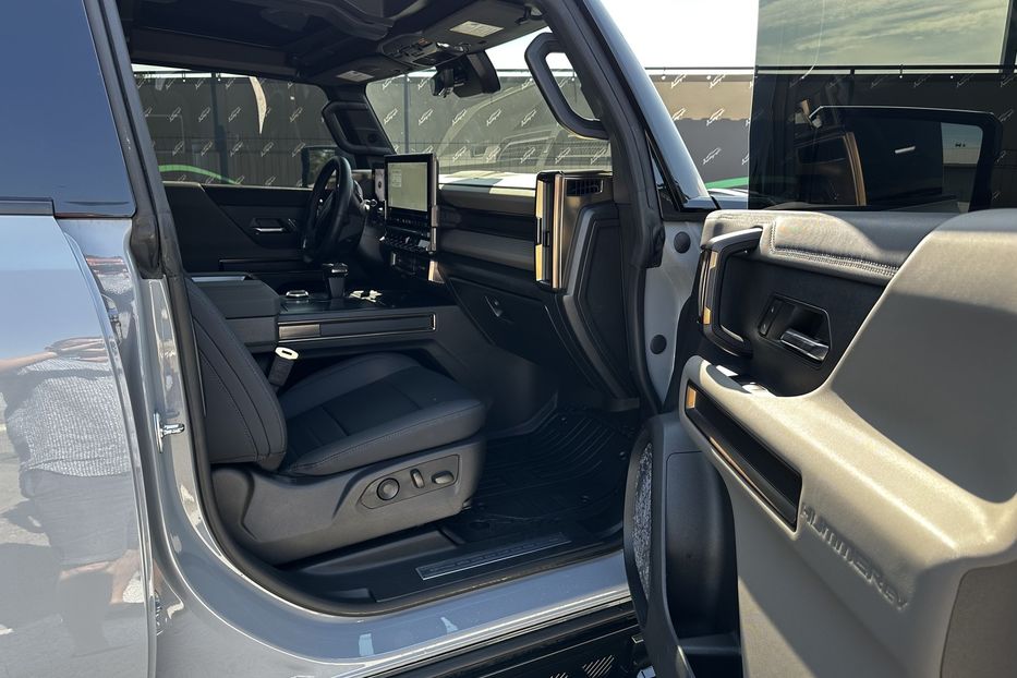 Продам Hummer Hummer EV 4x4 SUV 2024 года в Киеве