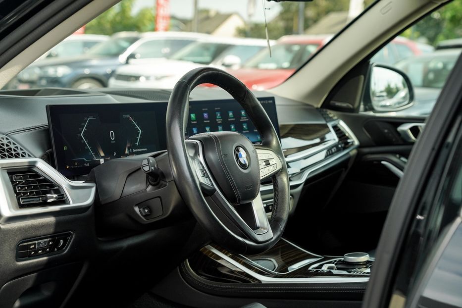 Продам BMW X7 xDrive40I 2022 года в Черновцах