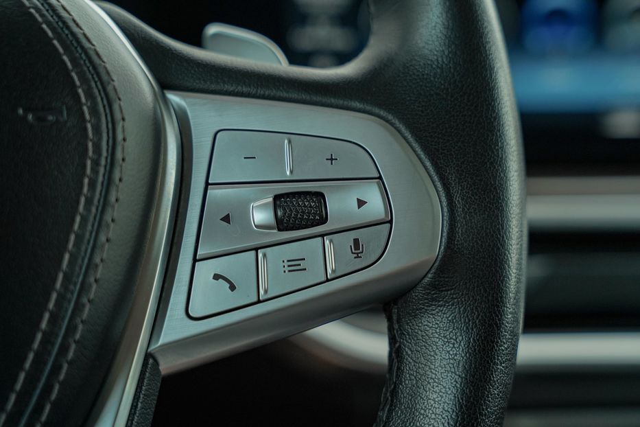 Продам BMW X7 xDrive40I 2022 года в Черновцах