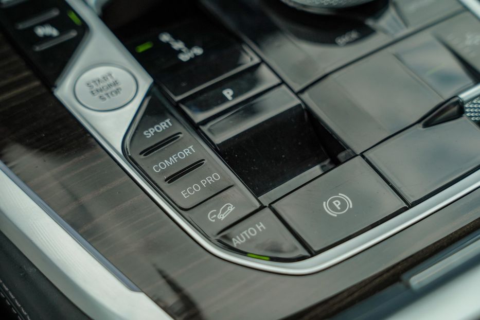 Продам BMW X7 xDrive40I 2022 года в Черновцах