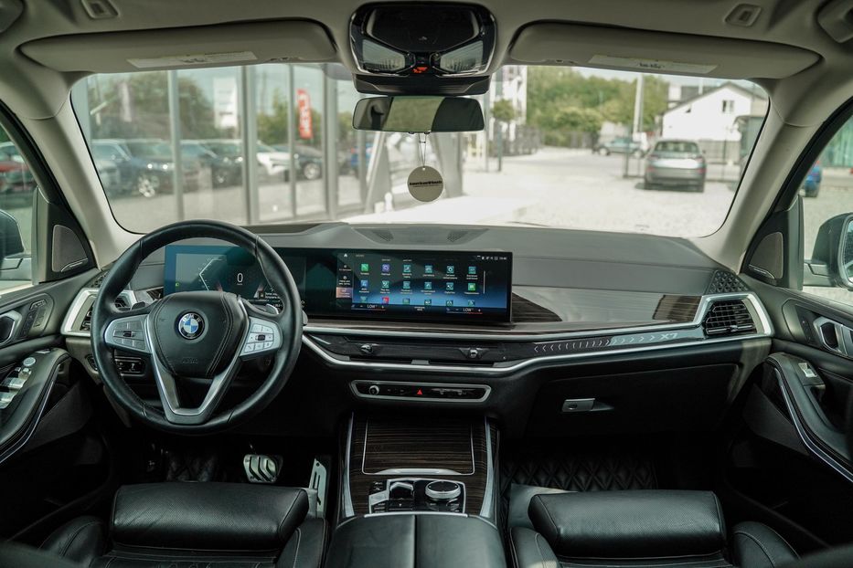 Продам BMW X7 xDrive40I 2022 года в Черновцах