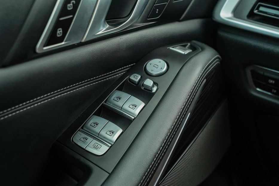 Продам BMW X7 xDrive40I 2022 года в Черновцах