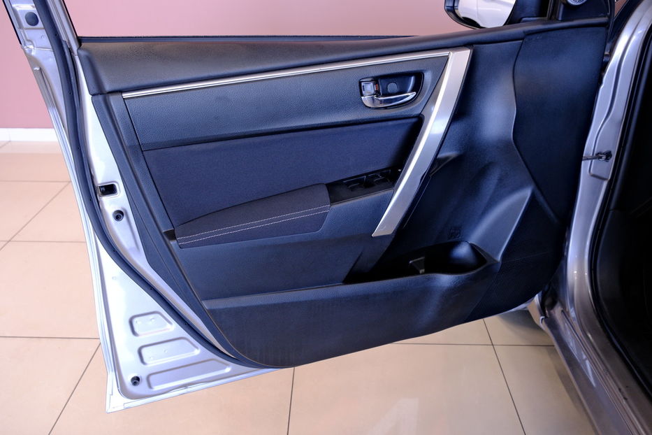 Продам Toyota Corolla 2014 года в Одессе