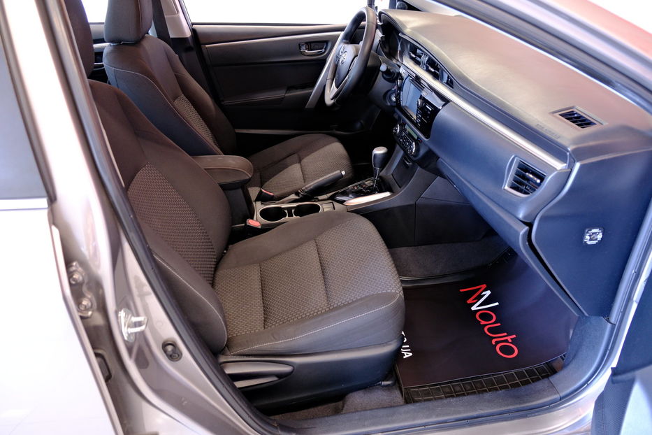 Продам Toyota Corolla 2014 года в Одессе