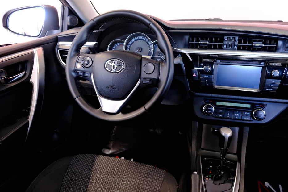 Продам Toyota Corolla 2014 года в Одессе