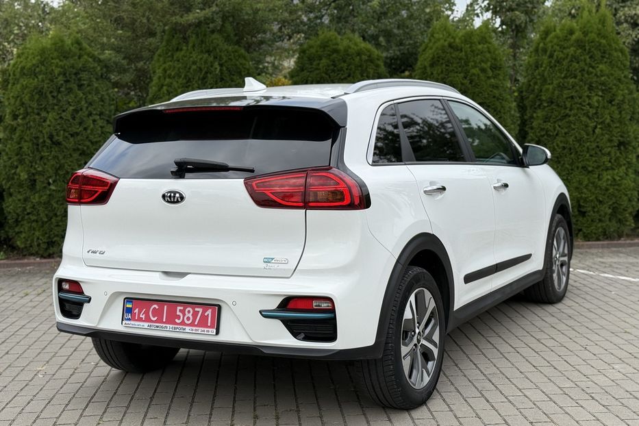 Продам Kia Niro 64квт АВТО В РІВНОМ 2021 года в Львове