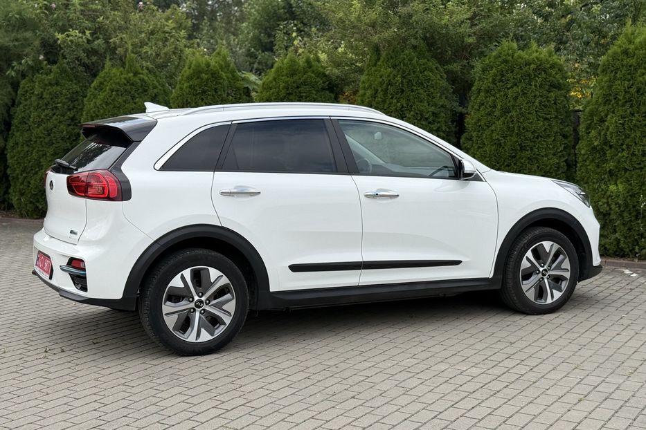 Продам Kia Niro 64квт АВТО В РІВНОМ 2021 года в Львове