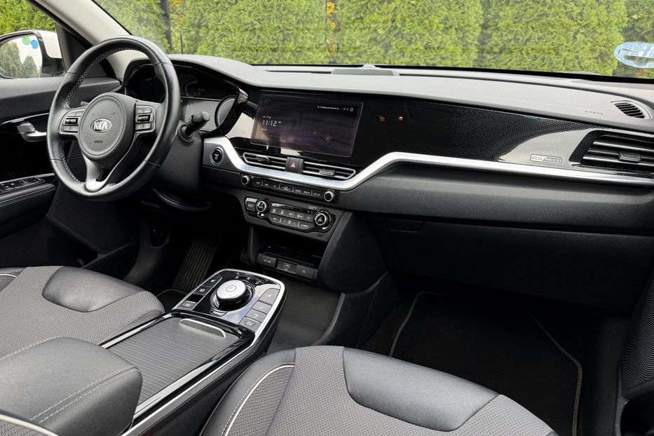 Продам Kia Niro 64квт АВТО В РІВНОМ 2021 года в Львове