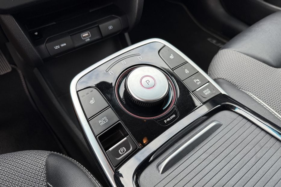Продам Kia Niro 64квт АВТО В РІВНОМ 2021 года в Львове