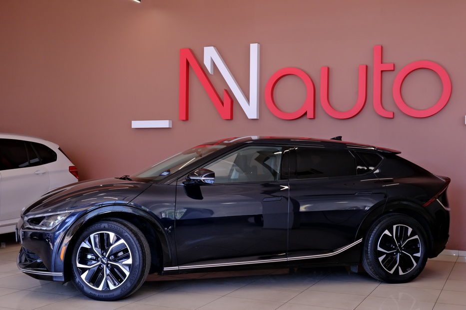 Продам Kia EV6 2023 года в Одессе
