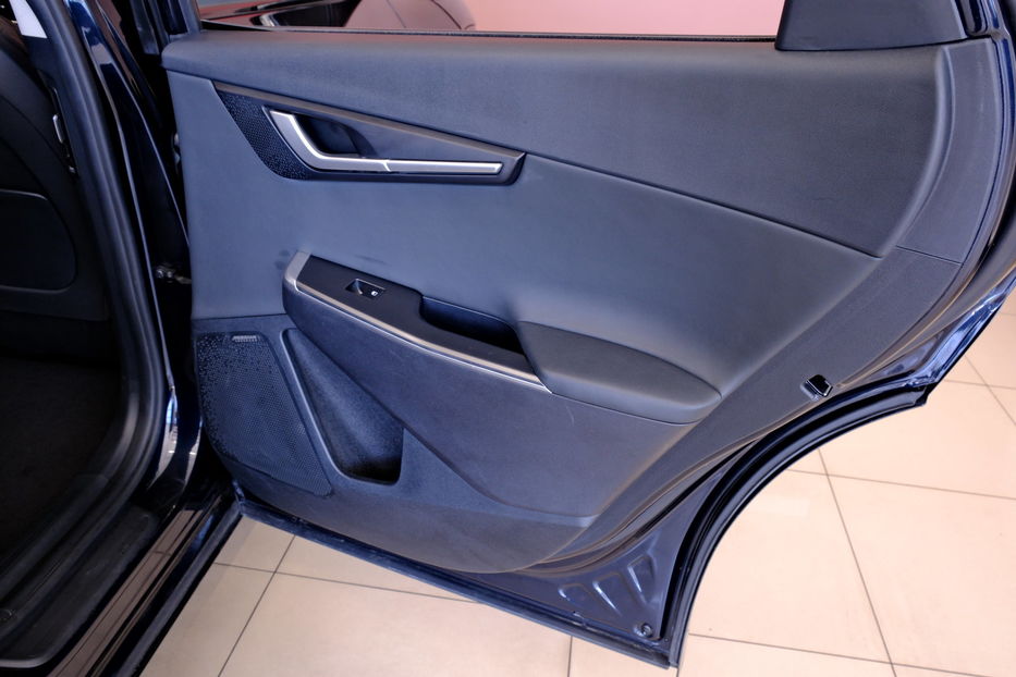 Продам Kia EV6 2023 года в Одессе