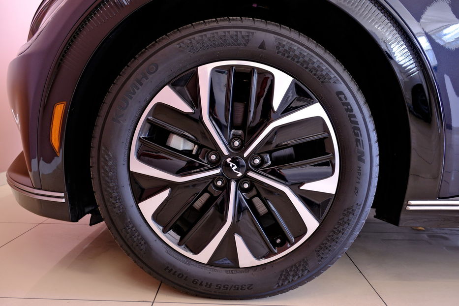 Продам Kia EV6 2023 года в Одессе