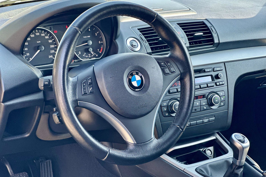 Продам BMW 116 2011 года в Киеве