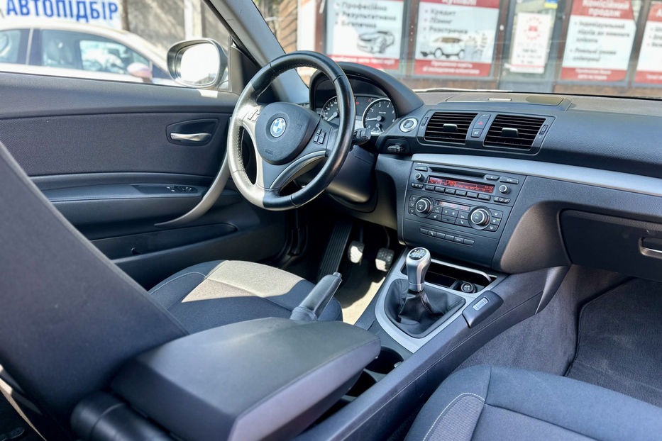 Продам BMW 116 2011 года в Киеве