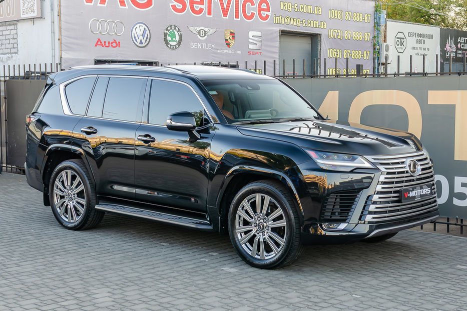 Продам Lexus LX 570 LX600 Superior 2023 года в Киеве
