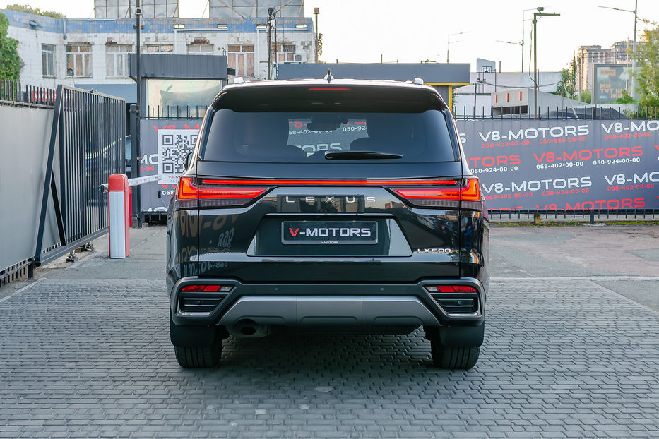 Продам Lexus LX 570 LX600 Superior 2023 года в Киеве