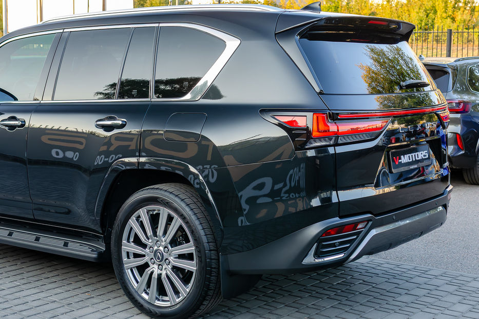 Продам Lexus LX 570 LX600 Superior 2023 года в Киеве