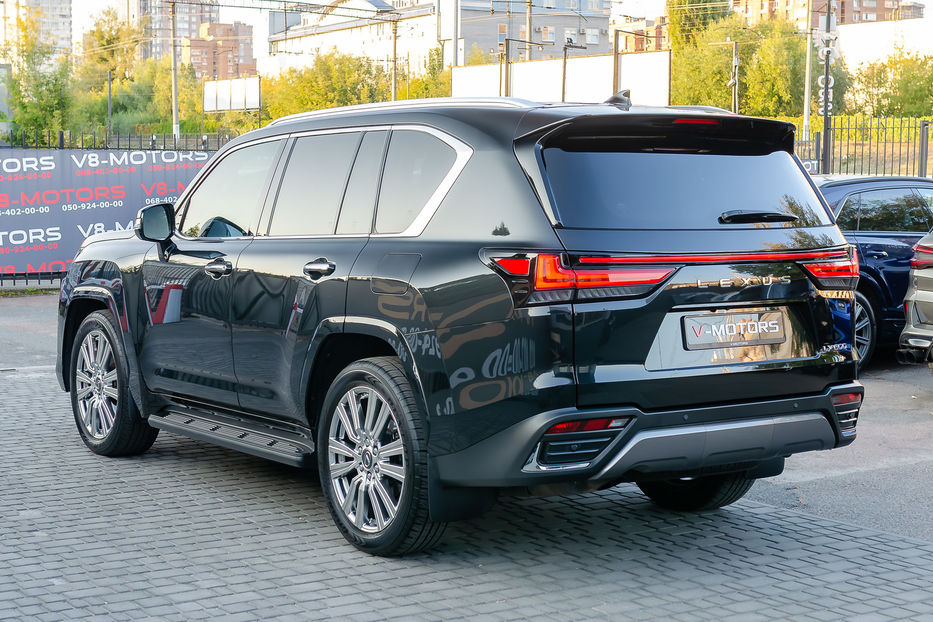 Продам Lexus LX 570 LX600 Superior 2023 года в Киеве