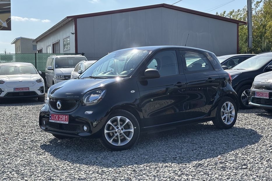 Продам Smart Forfour 22 квт 2018 года в Львове