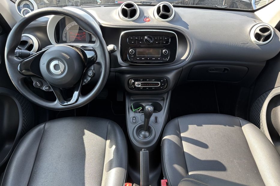 Продам Smart Forfour 22 квт 2018 года в Львове