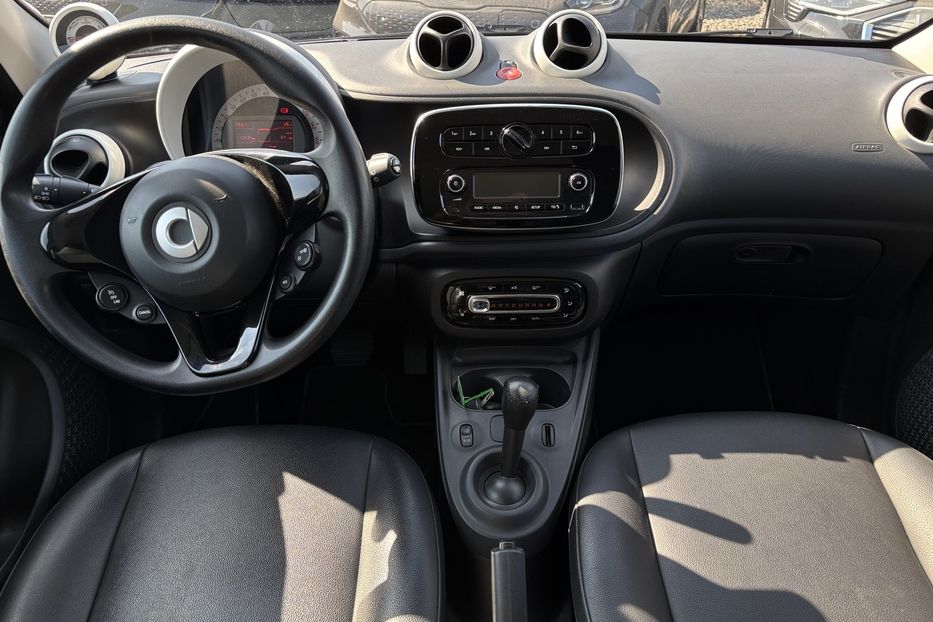 Продам Smart Forfour 22 квт 2018 года в Львове