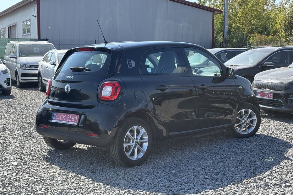 Продам Smart Forfour 22 квт 2018 года в Львове