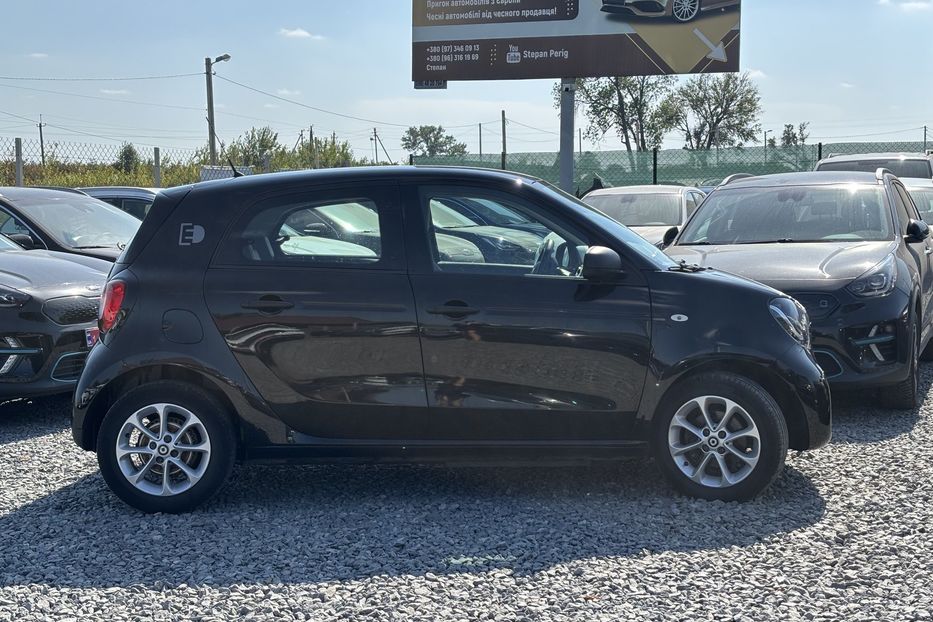 Продам Smart Forfour 22 квт 2018 года в Львове