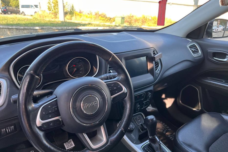 Продам Jeep Compass 2017 года в Черновцах