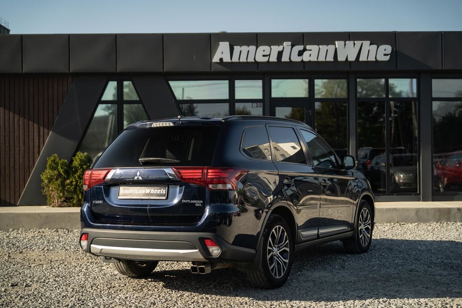 Продам Mitsubishi Outlander SE 2016 года в Черновцах
