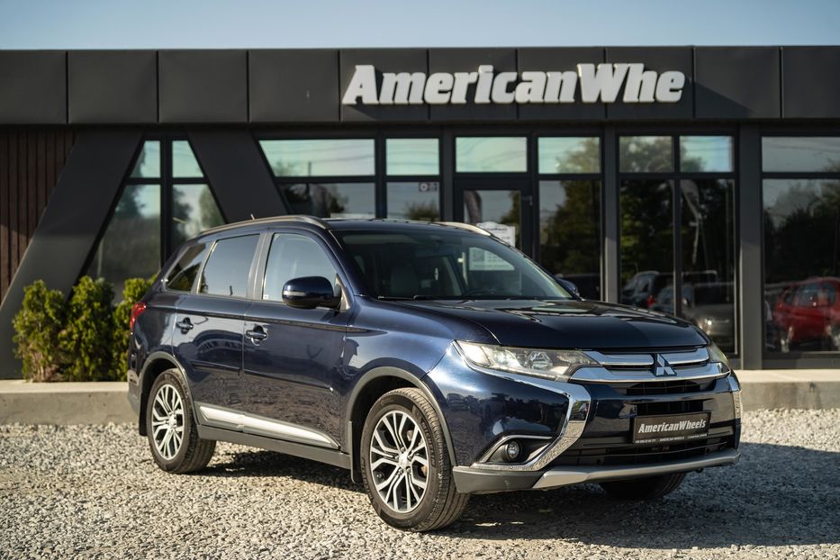 Продам Mitsubishi Outlander SE 2016 года в Черновцах
