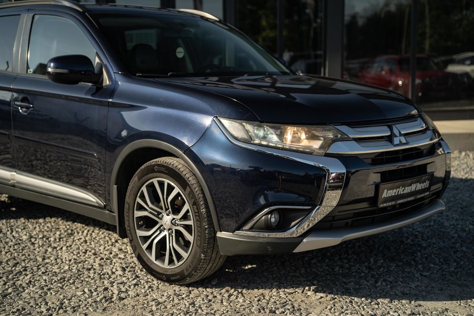 Продам Mitsubishi Outlander SE 2016 года в Черновцах